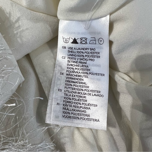 H&M Cream Shimmy Shake Flapper Lined Mini Skirt - Picture 12 of 12